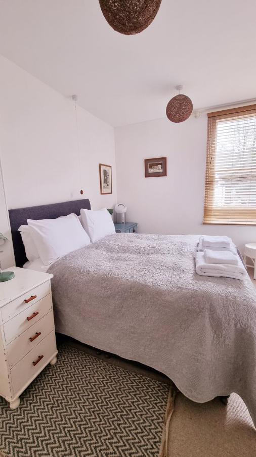 Stylish Town Centre Apartments Nailsworth Esterno foto